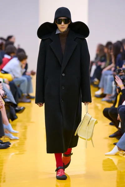 Look 26